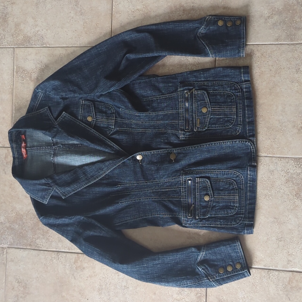 Denim jacket, Nicole Benisti for Point Zero